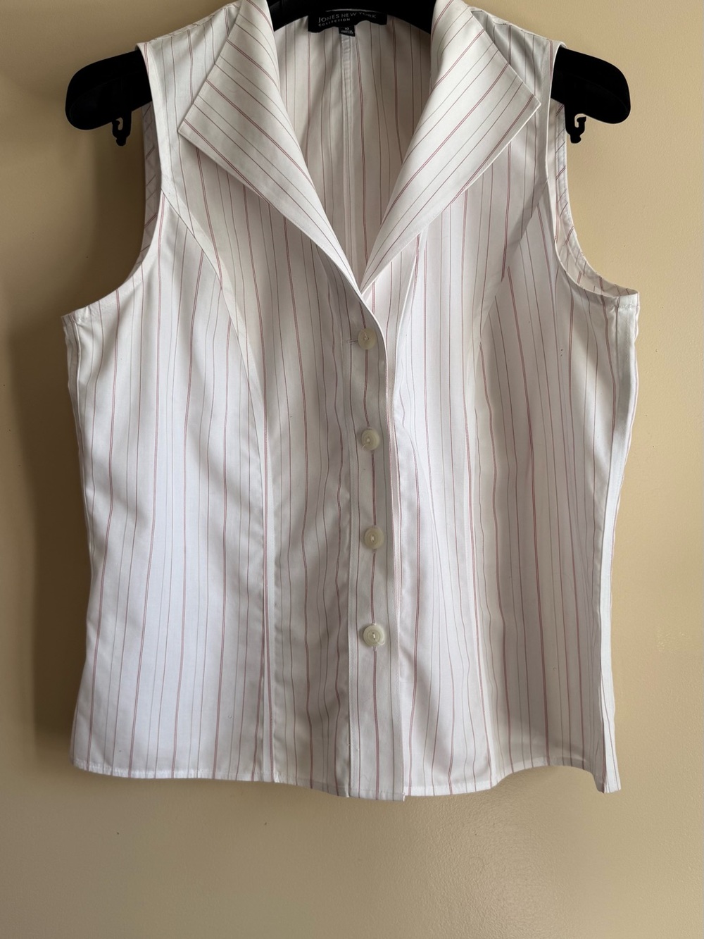 Jones New York White Sleeveless Button-Front Blouse with Pink Pinstripes